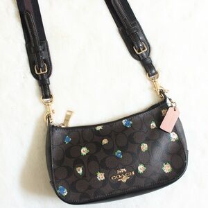 Coach Jes Baguette Signature Canvas Mini Rose Print